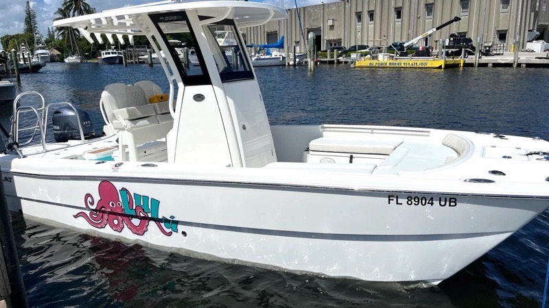 Lulu Boat Charter website
